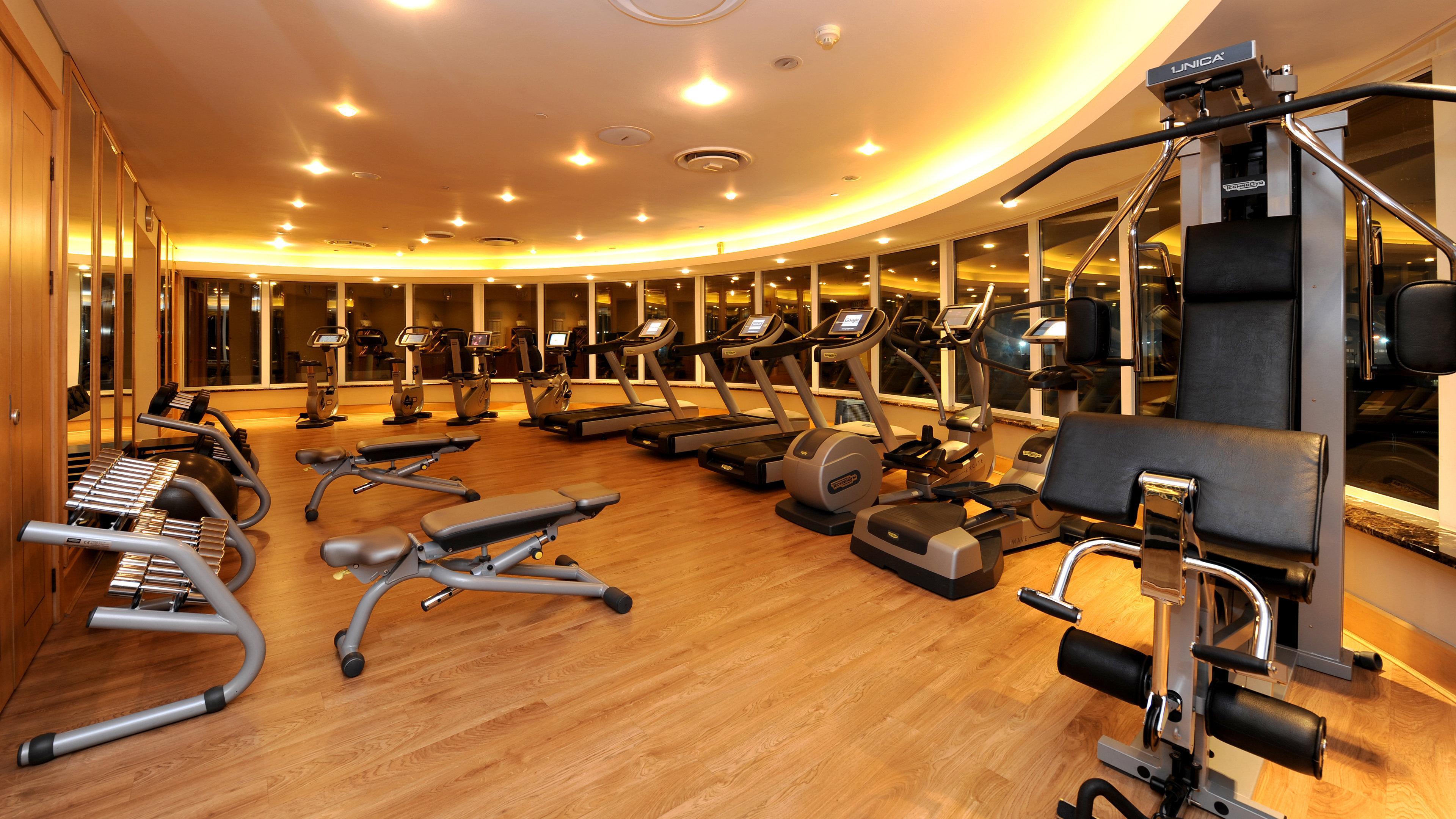 Intercontinental Johannesburg Or Tambo Airport Hotel By Ihg Kempton Park Eksteriør bilde A gym in a hotel