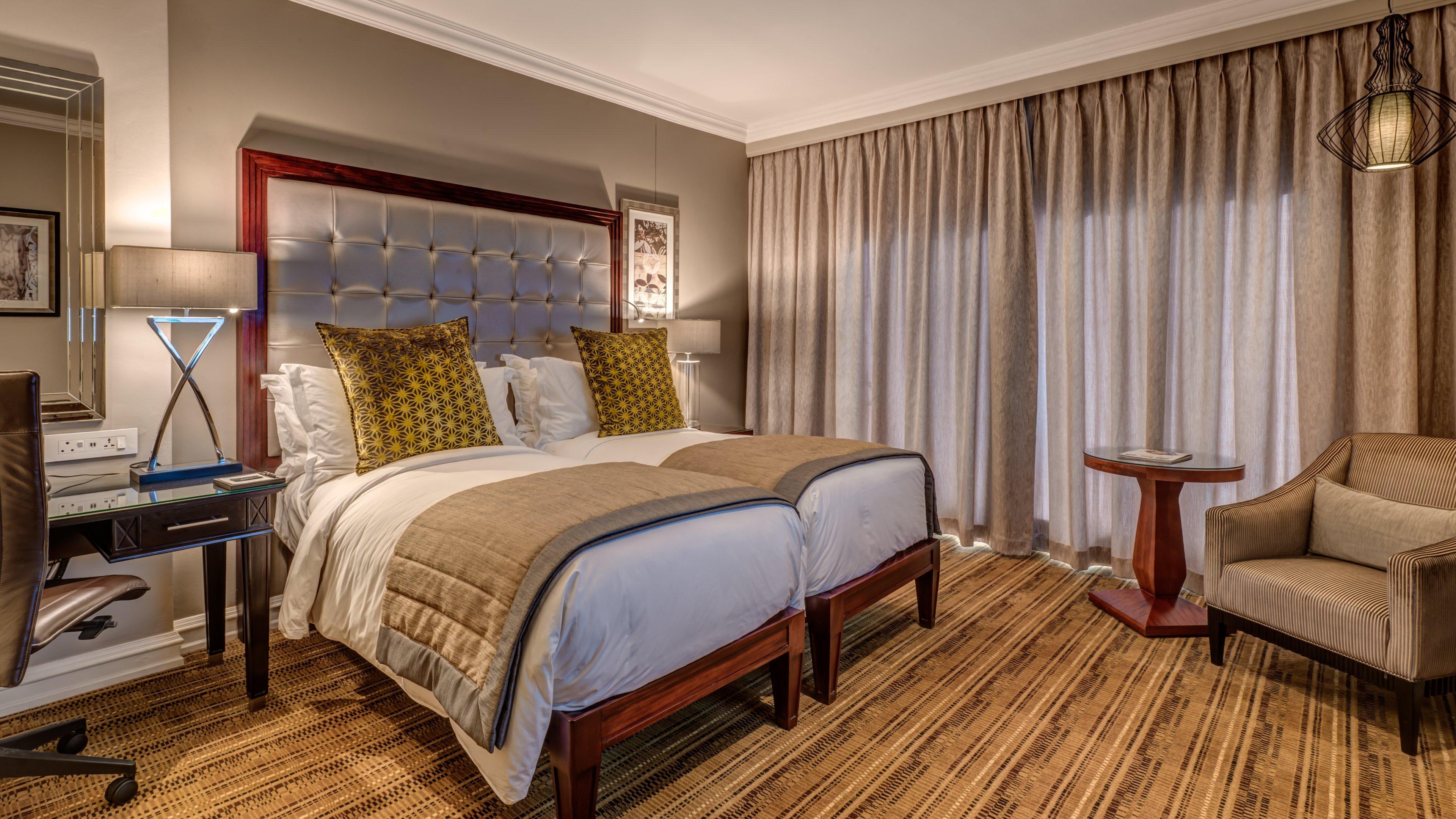 Intercontinental Johannesburg Or Tambo Airport Hotel By Ihg Kempton Park Eksteriør bilde A bedroom at the Cape Grace