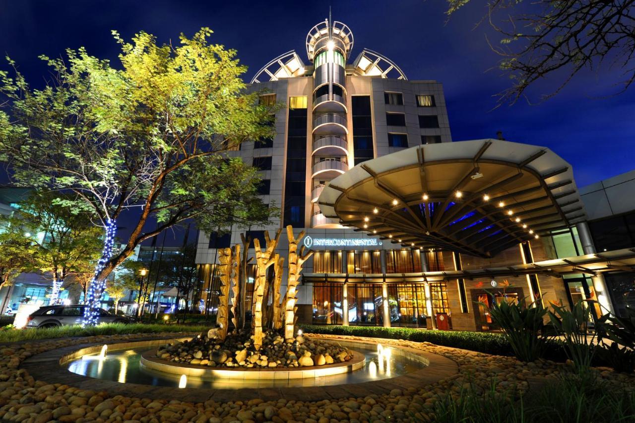 Intercontinental Johannesburg Or Tambo Airport Hotel By Ihg Kempton Park Eksteriør bilde The Royal