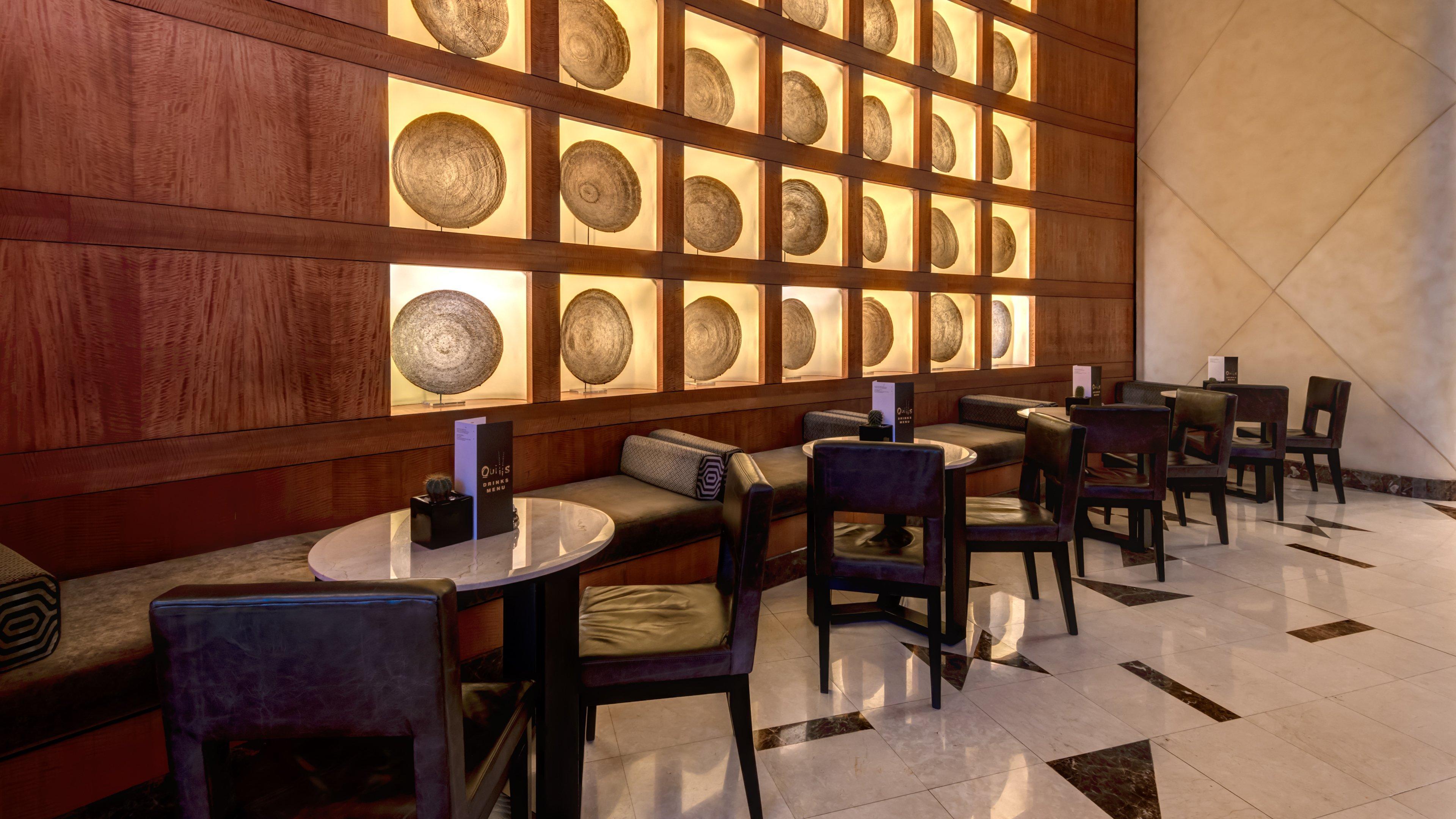 Intercontinental Johannesburg Or Tambo Airport Hotel By Ihg Kempton Park Eksteriør bilde The interior of the restaurant